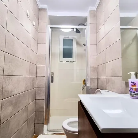 Homestay Exclusive Guest Experience In Cozy & Modern - No Other Guests Valencia